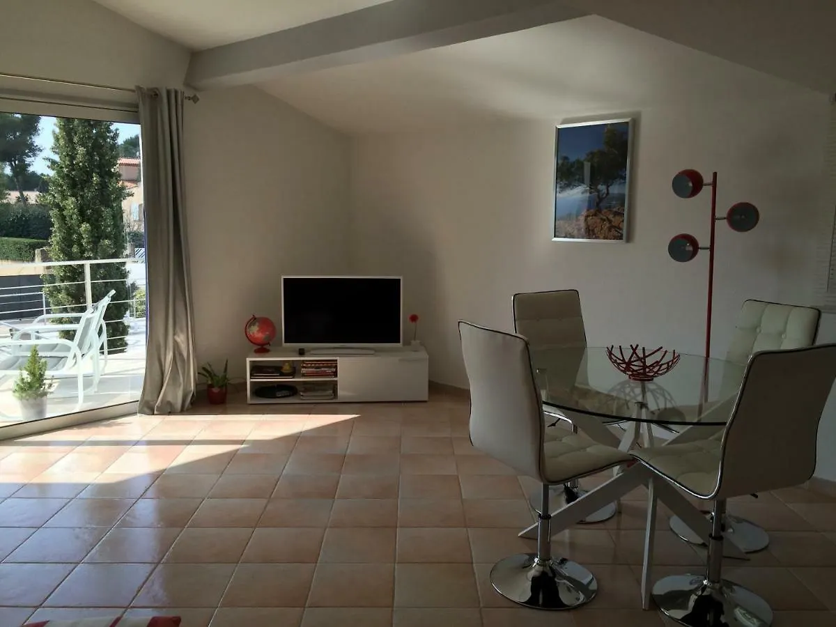Le Petit Cassis Vue Mer Appartement 70M2 Piscine France